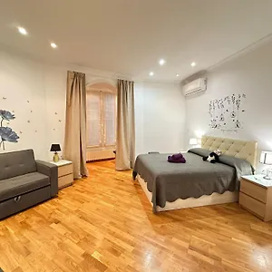 https://alojamiento-calabria.topbarcelonahotels.com